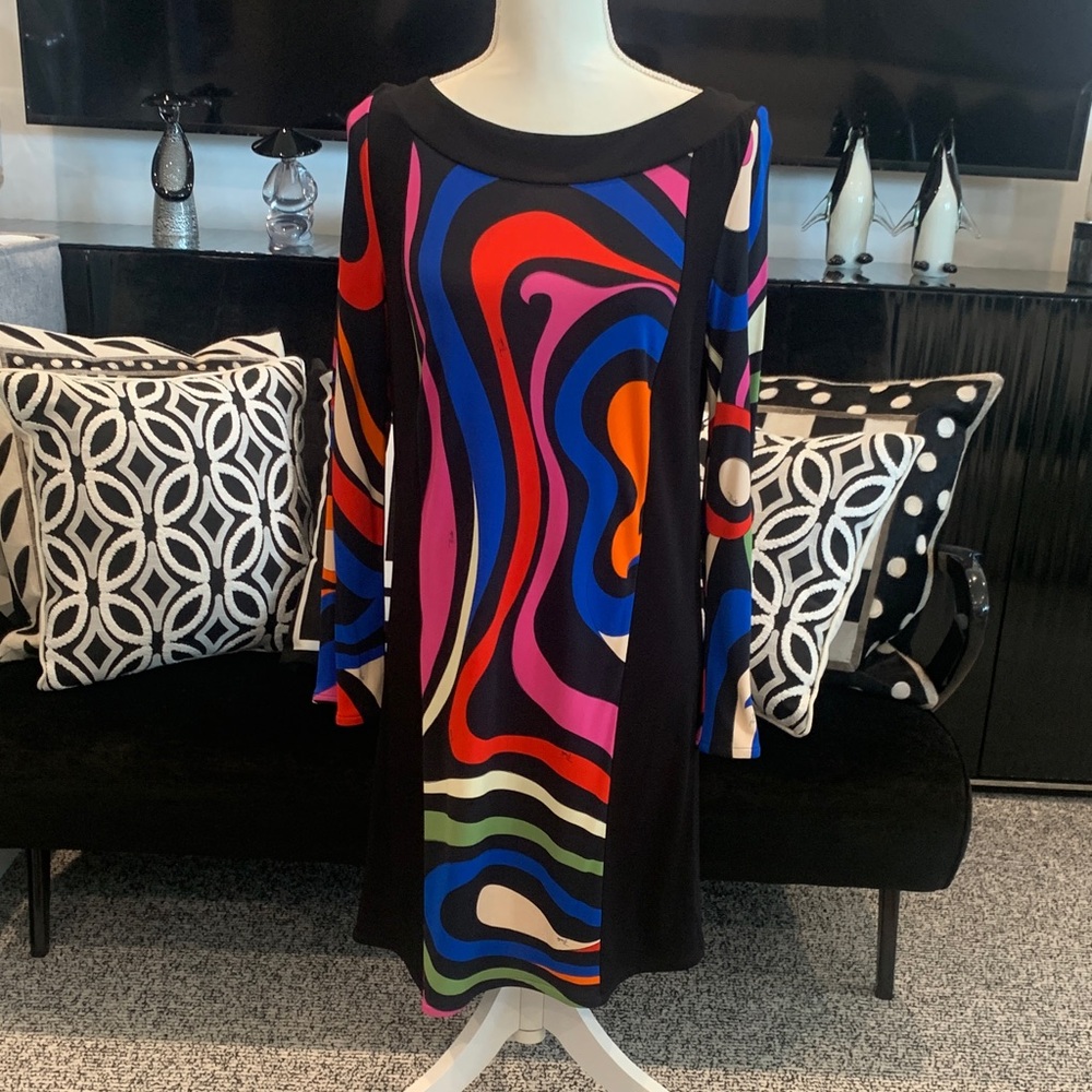NWT. PUCCI  Abstract Print Shift Dress - Black with Vibrant Pattern size 44